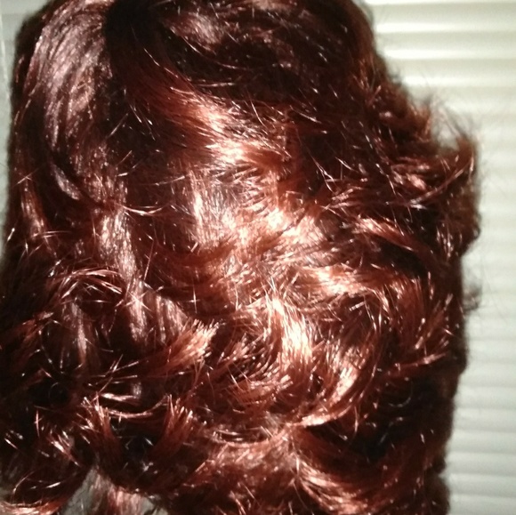 NWT BEAUTIFUL MAHOGANY WIG - Picture 6 of 6